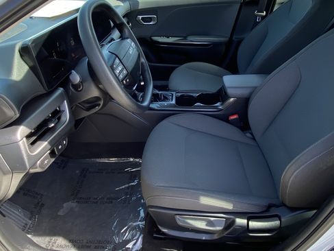 Used 2025 Kia K4 FWD image 26