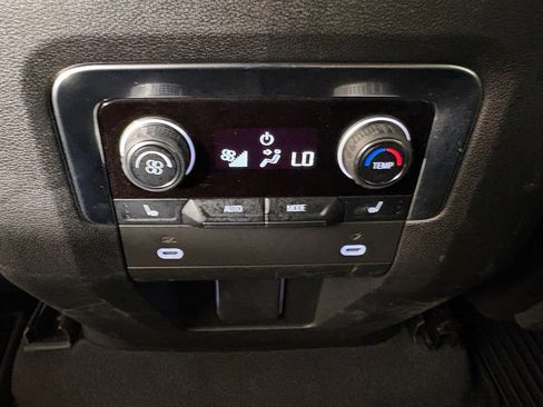 Used 2022 Chevrolet Tahoe RST w/ Luxury Package RWD image 38