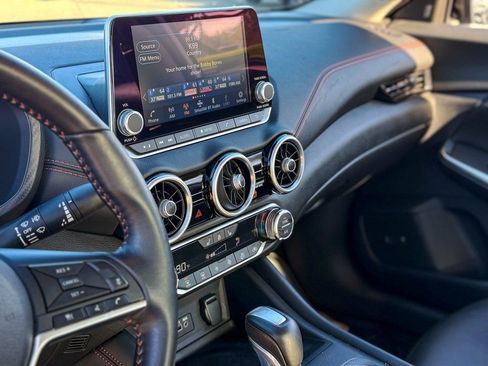 Used 2025 Nissan Sentra SR w/ SR Premium Package image 14