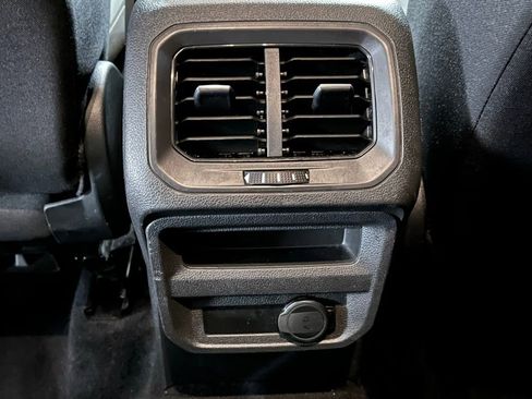 Used 2021 Volkswagen Tiguan S image 18