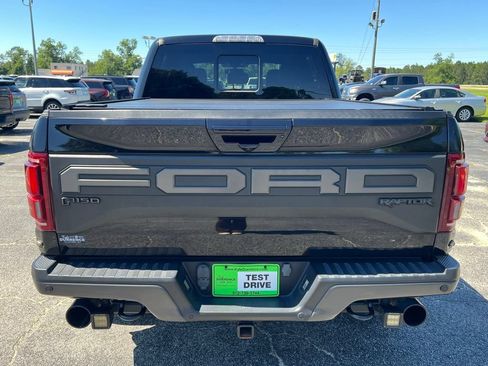 Used 2020 Ford F150 Raptor w/ Equipment Group 802A Luxury AWD/4WD image 7
