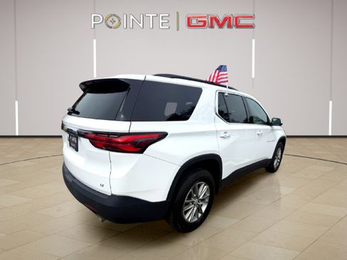 Used 2023 Chevrolet Traverse LT image 5