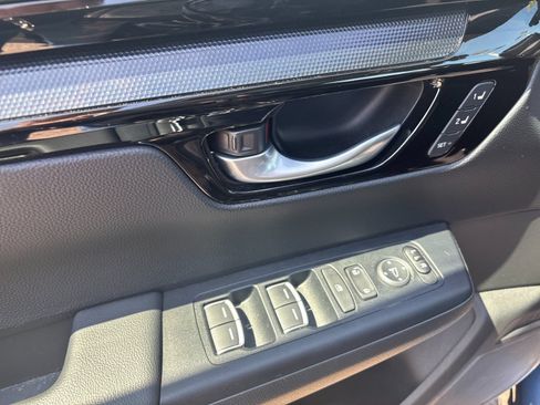 Used 2024 Honda CR-V Sport Touring image 12