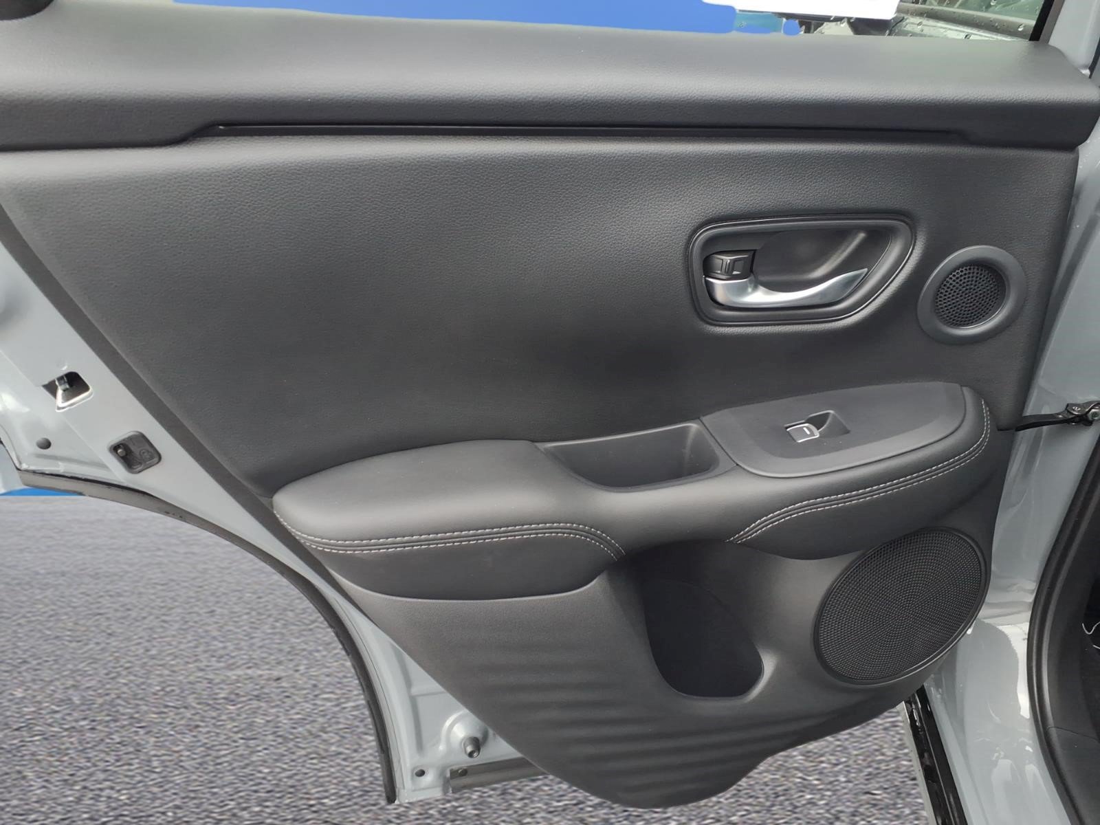 New 2027 Honda HR-V EX-L image 11