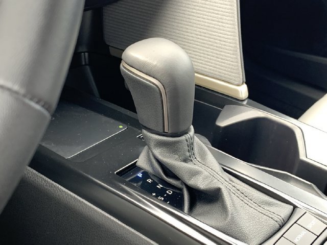 Used 2026 Toyota Camry SE w/ Convenience Package FWD image 26