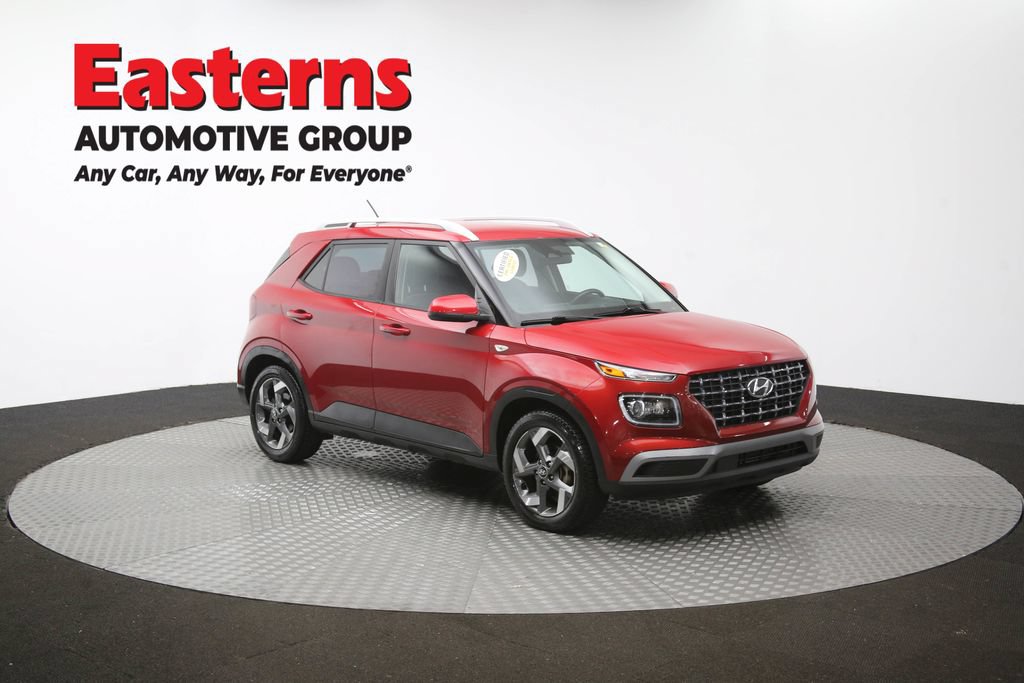 Used 2023 Hyundai Venue Limited FWD image 50