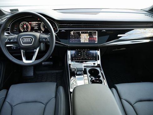 Used 2025 Audi Q7 3.0T Prestige image 26