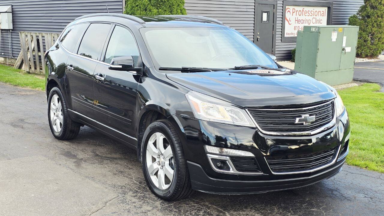 Used 2016 Chevrolet Traverse LT w/ Style and Technology Package FWD image 8