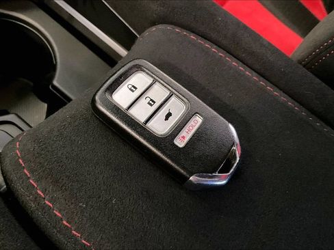 Used 2019 Honda Civic Type R image 31