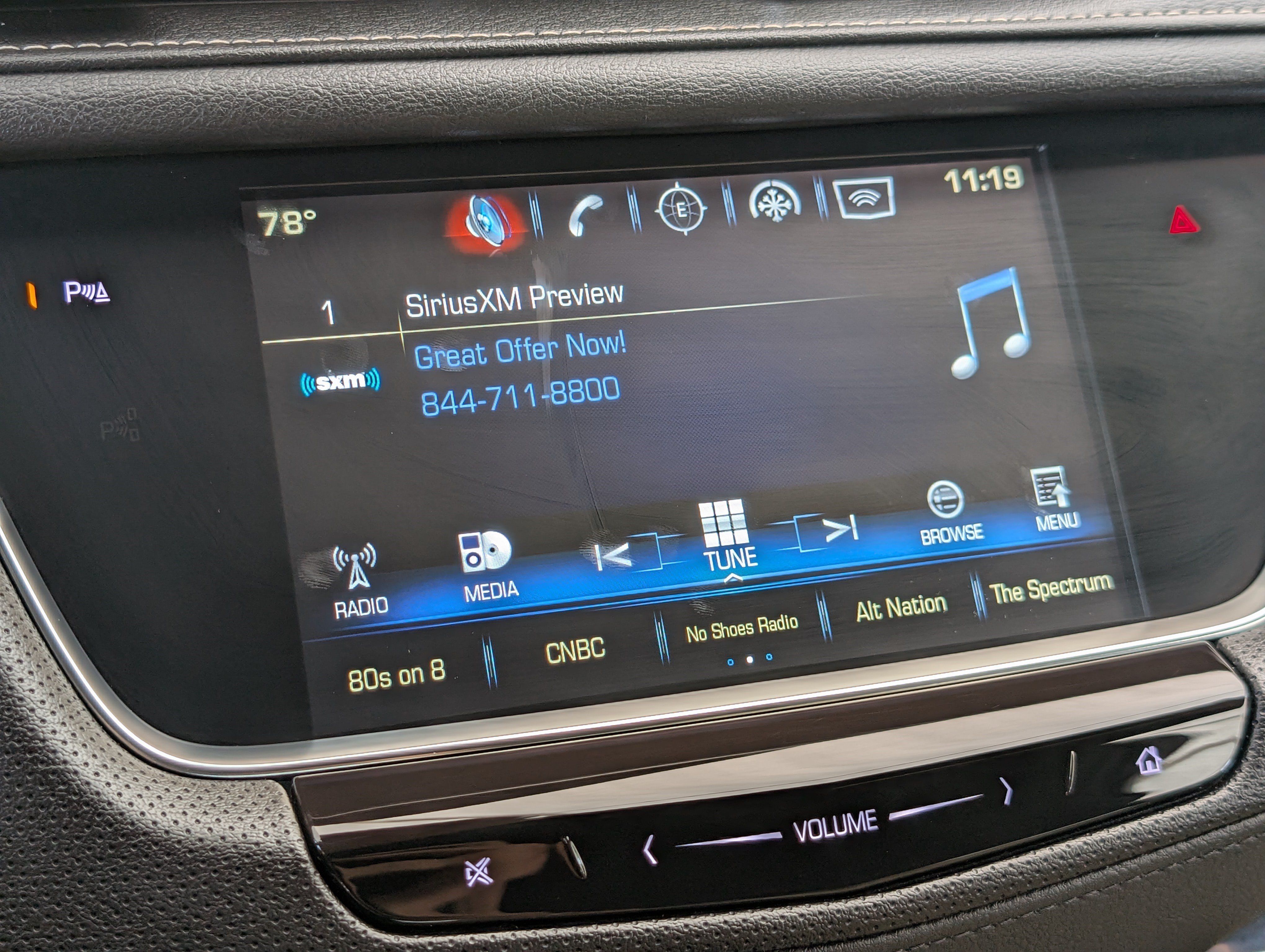 Used 2018 Cadillac XT5 Premium Luxury w/ LPO, Wheel Lock Package FWD image 30