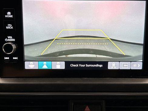 Used 2023 Honda Pilot EX-L image 10