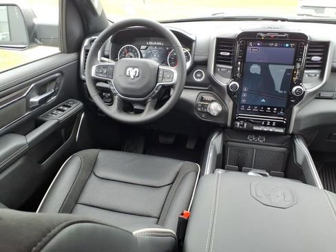 New 2026 RAM 1500 Laramie AWD/4WD image 4