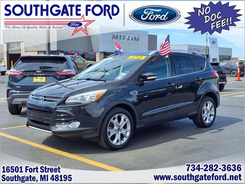 Used 2015 Ford Escape Titanium w/ Equipment Group 301A AWD/4WD image 1