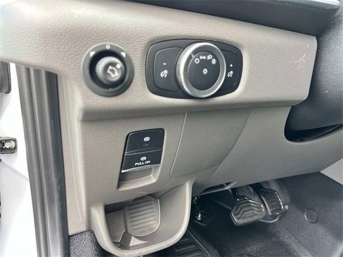 New 2025 Ford Transit 250 148 Medium Roof image 25