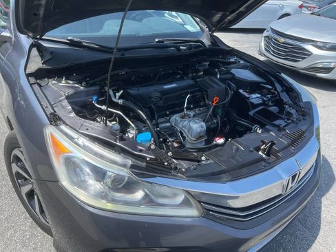 Used 2017 Honda Accord EX-L image 35