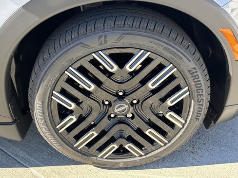 New 2026 Nissan Leaf Platinum+ image 28