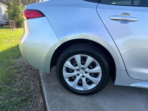 Used 2022 Toyota Corolla LE image 35