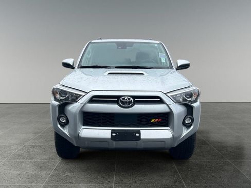 Used 2024 Toyota 4Runner TRD Off-Road AWD/4WD image 2