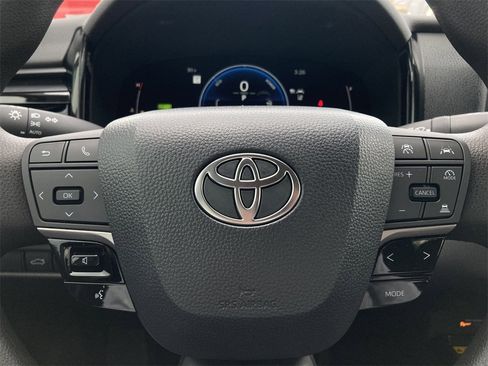 New 2026 Toyota Camry LE image 8