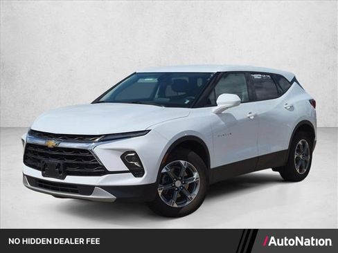 Used 2025 Chevrolet Blazer LT AWD/4WD image 1
