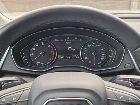 Certified 2023 Audi Q5 2.0T Premium w/ Convenience Package AWD/4WD image 17