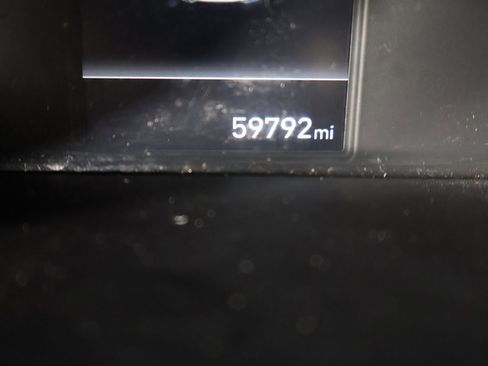 Used 2021 Hyundai Elantra SEL image 34