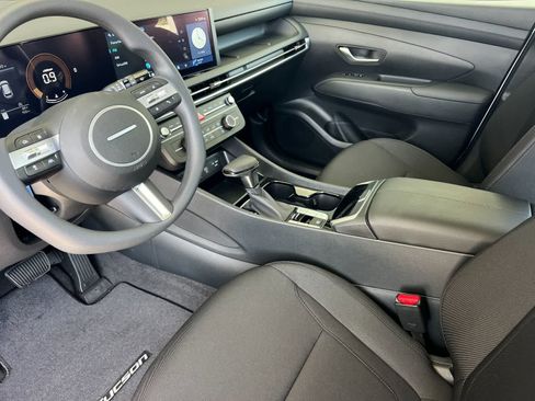 New 2026 Hyundai Tucson SE FWD image 11