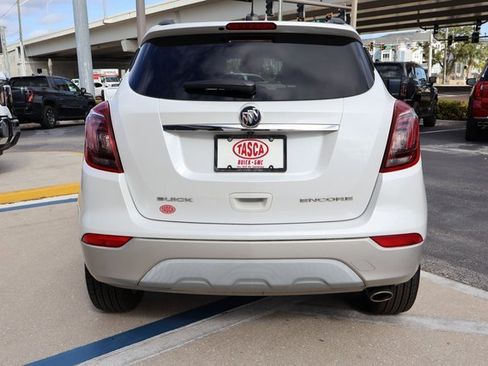 Used 2018 Buick Encore Preferred image 5