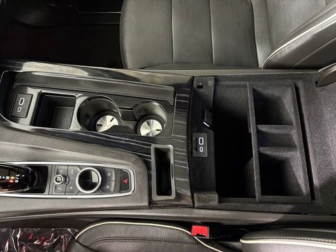 Used 2023 Cadillac Escalade ESV Sport image 32