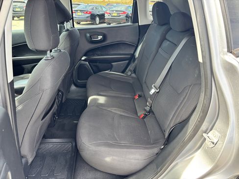 Used 2019 Jeep Compass Sport image 21