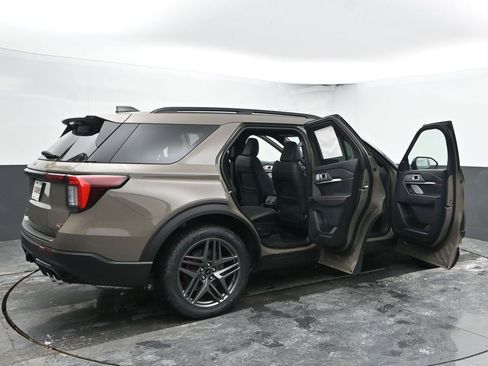 New 2026 Ford Explorer ST w/ Sun And Sound Package image 78