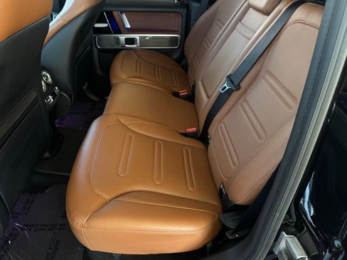 Used 2021 Mercedes-Benz G 550 w/ G Manufaktur Interior Package image 18