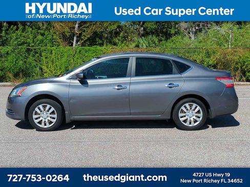 Used 2015 Nissan Sentra S FWD image 2