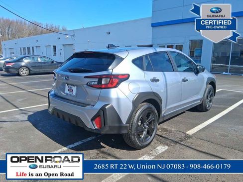 Used 2025 Subaru Crosstrek 2.0i image 5
