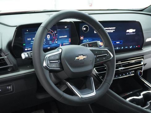 New 2026 Chevrolet Traverse LT w/ Sun and Wheel Package image 19