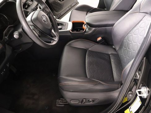 Used 2024 Toyota RAV4 Adventure image 11