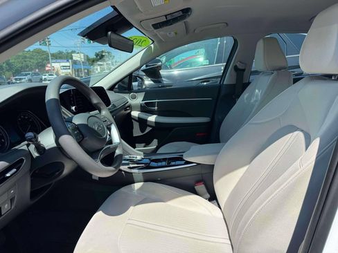 Certified 2023 Hyundai Sonata SEL FWD image 13