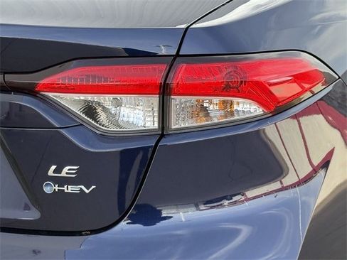 Used 2026 Toyota Corolla LE image 7