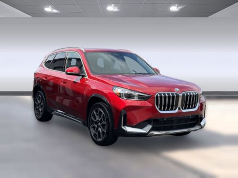 Certified 2026 BMW X1 xDrive28i AWD/4WD image 7