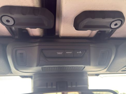 Used 2024 Jeep Wrangler Unlimited Sport AWD/4WD image 22
