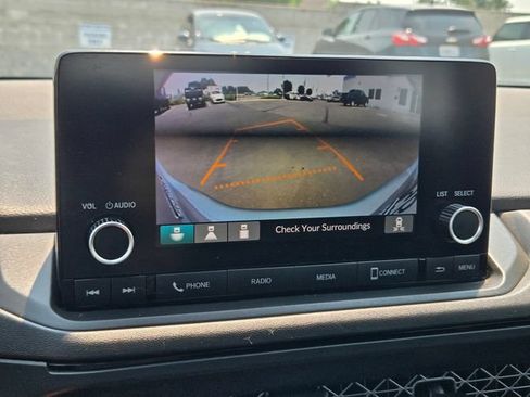 Used 2023 Honda Accord EX image 19