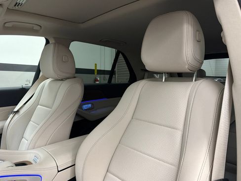 Certified 2025 Mercedes-Benz GLE 450e 4MATIC image 24