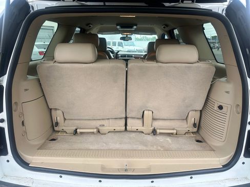 Used 2007 GMC Yukon SLT w/ SLT Preferred Equipment Group image 10
