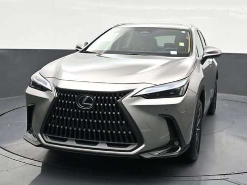 Used 2024 Lexus NX 250 FWD w/ Cold Area Package image 9