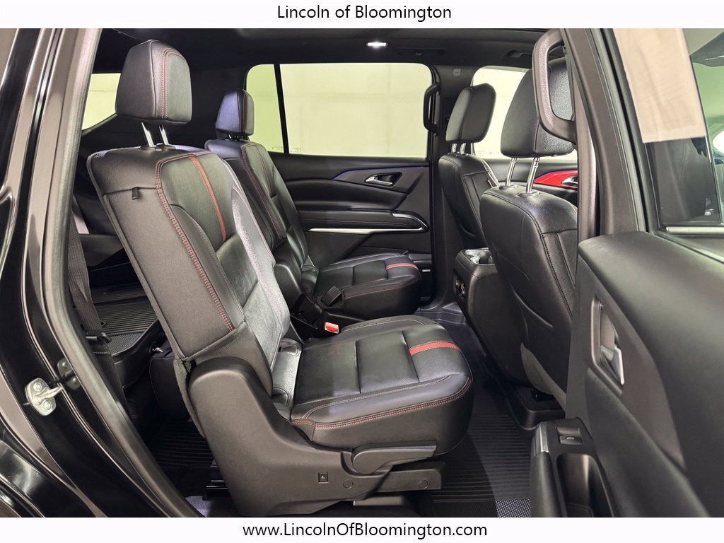 Used 2024 Chevrolet Traverse RS w/ LPO, Floor Liner Package AWD/4WD image 12