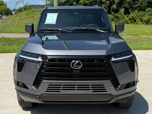Used 2026 Lexus GX 550 AWD/4WD image 5