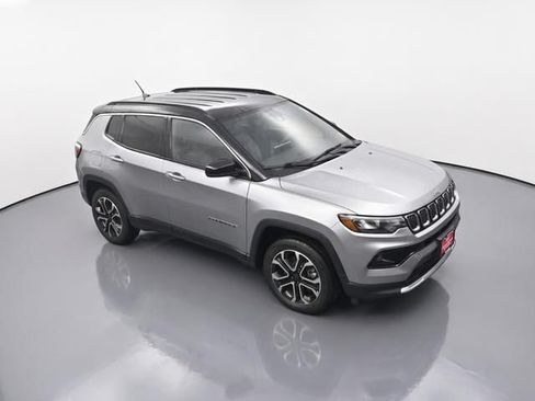 Used 2024 Jeep Compass Limited AWD/4WD image 25