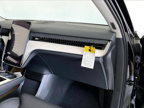 New 2026 Volvo EX90 Ultra AWD/4WD image 11