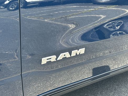 Used 2023 RAM 1500 Laramie AWD/4WD image 15
