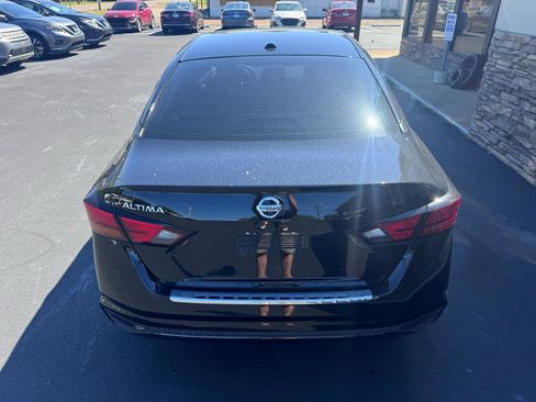 Used 2019 Nissan Altima 2.5 S FWD image 5